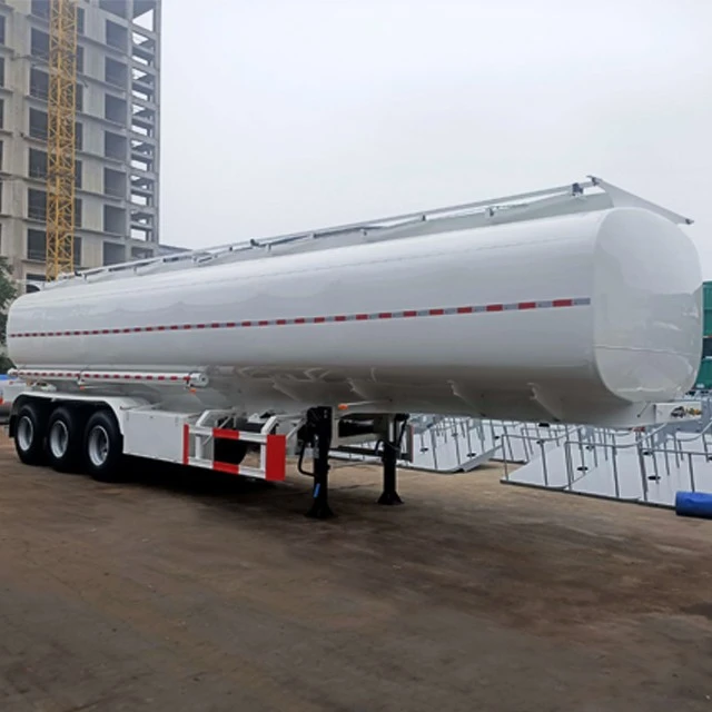 Lieferant von 3-Achsen-45000-Liter-Kraftstofftankanhängern