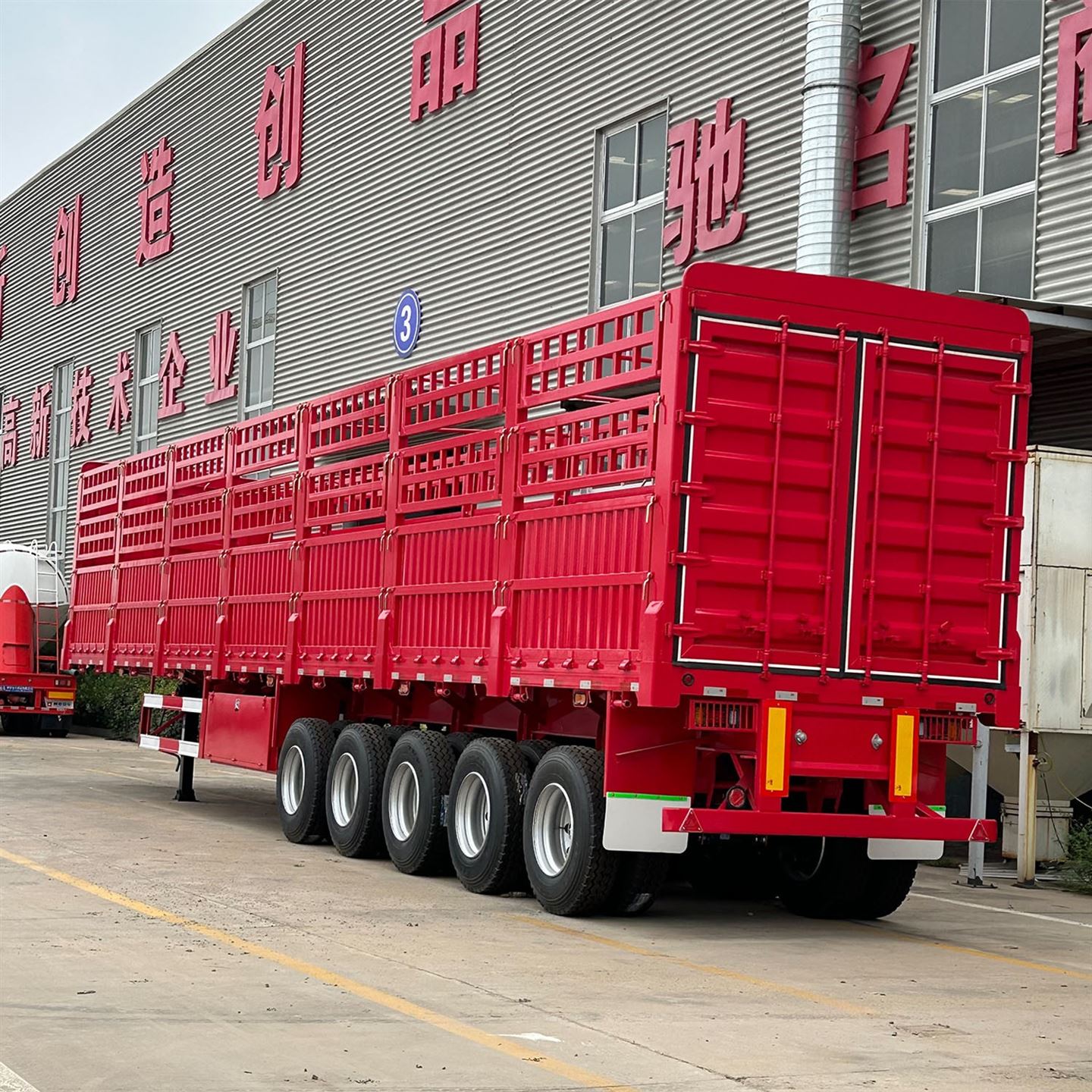 5-Achsen-60T-Massenguttransport-Zaun-Sattelanhänger-Seitenwand-Sattelanhänger