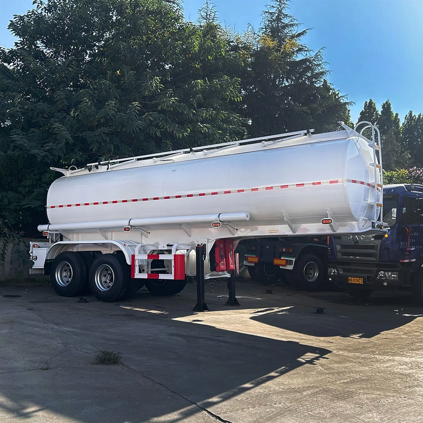 2-Achs-Kraftstofftank-Sattelauflieger
